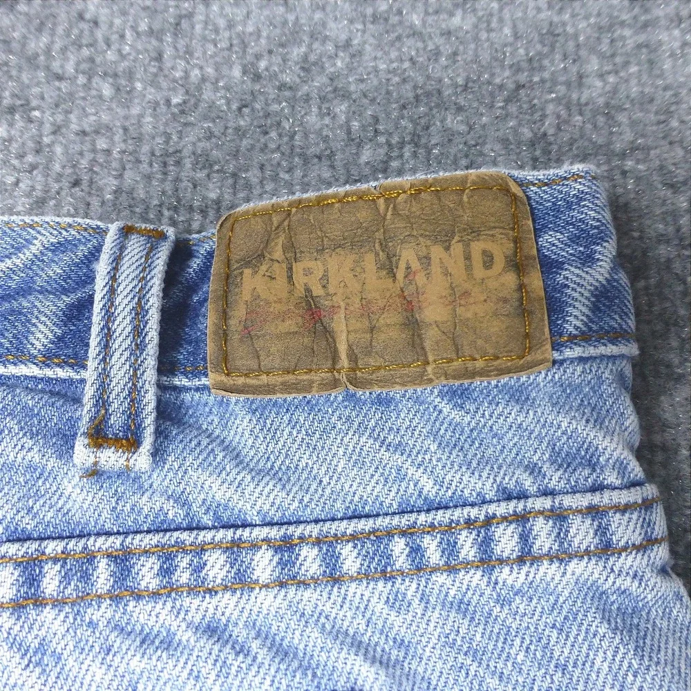 Kirkland Signature Mens Light Wash Straight Leg Cotton Denim Jeans 42x30